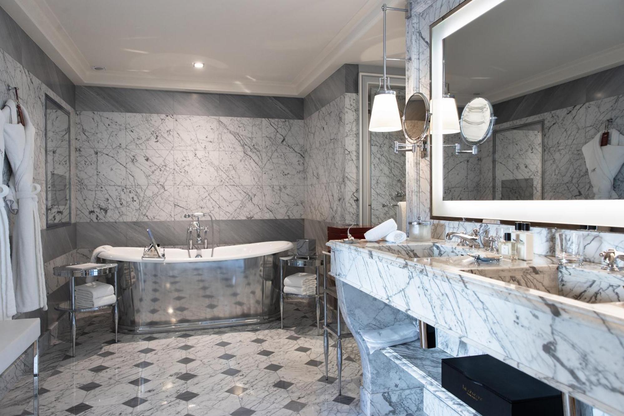 Hotel La Réserve Hotel&spa Parigi